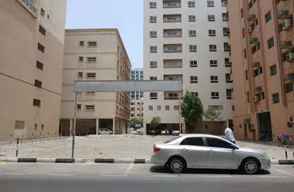 Land - Studio for rent in Abu shagara - Sharjah