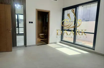 Empty Room image for: Villa - 5 Bedrooms for sale in Sharjah Garden City - Sharjah, Image 1