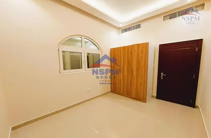 Empty Room image for: Apartment - 1 Bedroom - 1 Bathroom for rent in Airport Road - Abu Dhabi, Image 1