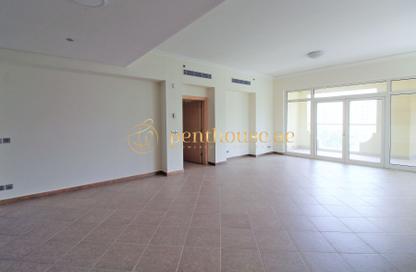 Apartment - 3 Bedrooms - 3 Bathrooms for sale in Jash Hamad - Shoreline Apartments - Palm Jumeirah - Dubai