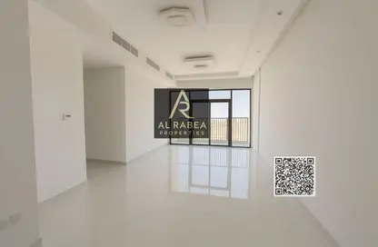 عمارة بالكامل - 8 غرف نوم - 8 حمامات للبيع في 3 المويهات - المويهات - عجمان