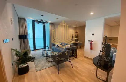 Living / Dining Room image for: Apartment - 1 Bedroom - 2 Bathrooms for sale in Reem Nine - Shams Abu Dhabi - Al Reem Island - Abu Dhabi, Image 1