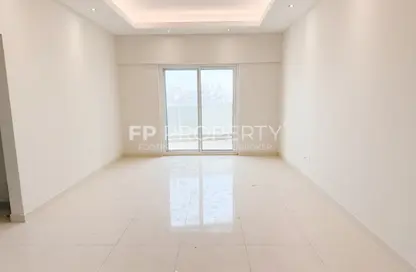 شقة - 2 غرف نوم - 3 حمامات للايجار في برج هيرا - مدينة دبي الرياضية - دبي