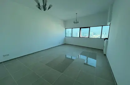 شقة - غرفة نوم - 2 حمامات للايجار في الممزر - الممزر - الشارقة - الشارقة