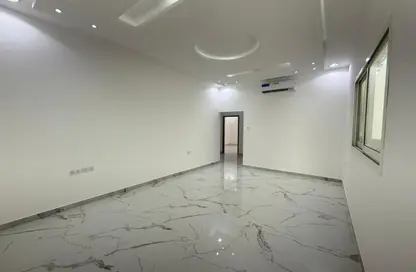 شقة - 2 غرف نوم - 2 حمامات للايجار في مدينة الرياض - أبوظبي