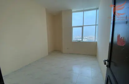 Apartment - 2 Bedrooms - 2 Bathrooms for rent in RAK Tower - Al Seer - Ras Al Khaimah
