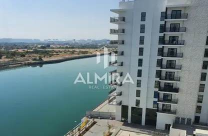 Water View image for: Apartment - 3 Bedrooms - 4 Bathrooms for rent in Waters Edge - Yas Island - Abu Dhabi, Image 1