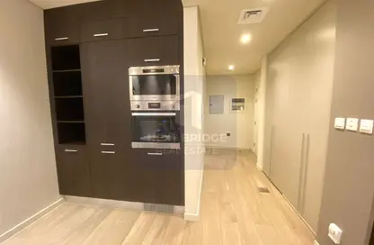 Apartment - Studio - 1 Bathroom for rent in Park View Tower - Jumeirah Village Circle - Dubai