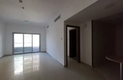 شقة - غرفة نوم - 2 حمامات للايجار في برج أونتاريو - الخليج التجاري - دبي