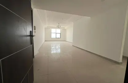 Apartment - 3 Bedrooms - 4 Bathrooms for rent in Al Rashidiya Towers - Al Rashidiya - Ajman Downtown - Ajman