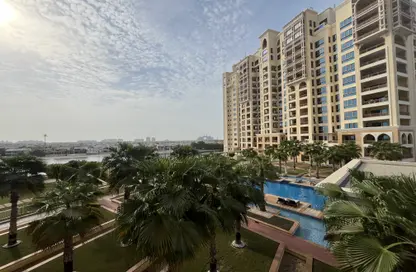Apartment - 2 Bedrooms - 2 Bathrooms for sale in Marina Residences 2 - Marina Residences - Palm Jumeirah - Dubai