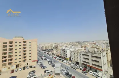 شقة - غرفة نوم - 1 حمام للايجار في مجمع مويلح - تجارية مويلح - الشارقة