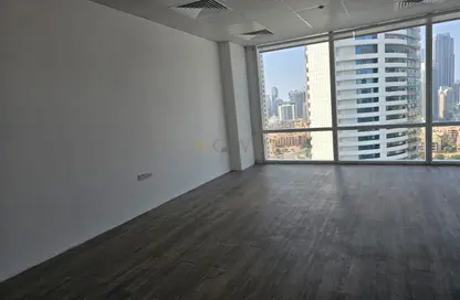 Office Space - Studio - 2 Bathrooms for rent in Tamani Art Tower - Business Bay - Dubai