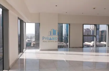 Apartment - 1 Bedroom - 2 Bathrooms for rent in Central Park Residential Tower - Central Park Tower - DIFC - Dubai
