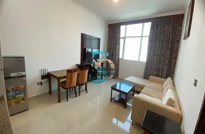 Living / Dining Room image for: Apartment - 1 Bedroom - 1 Bathroom for rent in Al Falah Street - City Downtown - Abu Dhabi, Image 1