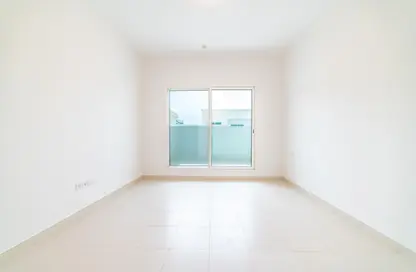 Apartment - 1 Bedroom - 2 Bathrooms for rent in Al Muteena - Deira - Dubai