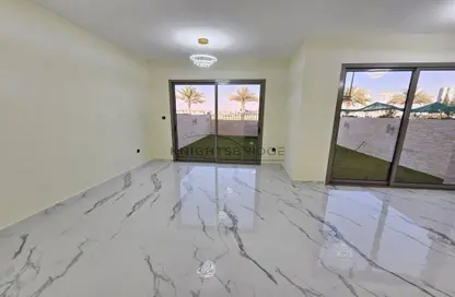 فيلا - 4 غرف نوم - 4 حمامات للايجار في غرب الفرجان - الفرجان - دبي