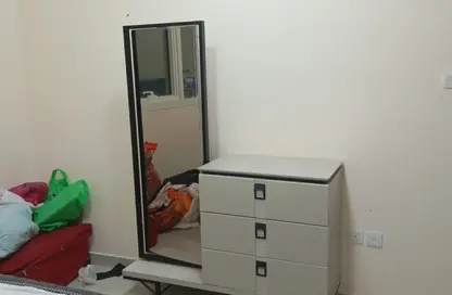 Apartment - 1 Bedroom - 1 Bathroom for rent in Qasimia 13 building - Al Nad - Al Qasimia - Sharjah