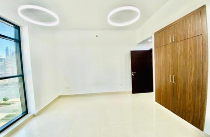 Apartment - 2 Bedrooms - 3 Bathrooms for rent in Jumeirah Garden City - Al Satwa - Dubai