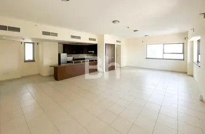 Apartment - Studio - 1 Bathroom for rent in Executive Tower B - Executive Towers - Business Bay - Dubai