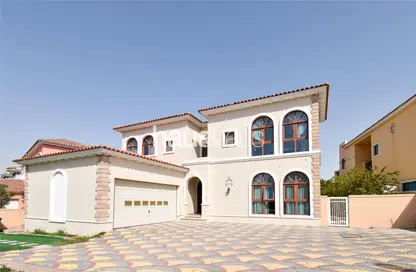 Villa - 5 Bedrooms - 6 Bathrooms for sale in Orange Lake - Fire - Jumeirah Golf Estates - Dubai