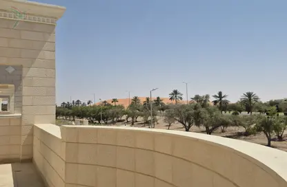 Villa - 5 Bedrooms - 7+ Bathrooms for rent in Khaldiya - Al Ain