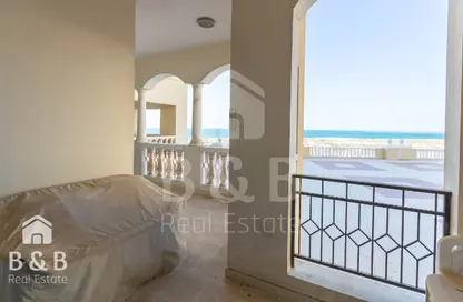 شقة - غرفة نوم - 1 حمام للايجار في رويال بريز - رويال بريز - قرية الحمرا - رأس الخيمة
