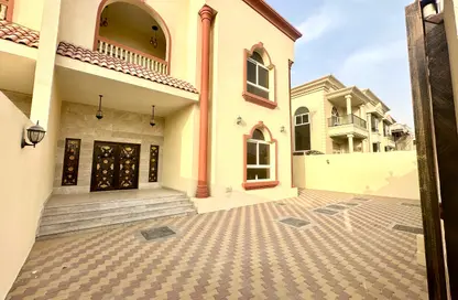 Villa - 4 Bedrooms - 6 Bathrooms for rent in Hoshi 1 - Hoshi - Al Badie - Sharjah