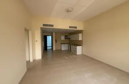 Apartment - 1 Bedroom - 1 Bathroom for rent in Yasmin Village - Ras Al Khaimah