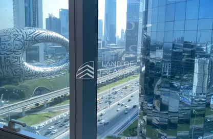 مكتب - استوديو - 2 حمامات للايجار في برج لطيفة - شارع الشيخ زايد - دبي