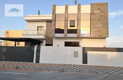 Villa - 5 Bedrooms - 7 Bathrooms for sale in Al Yasmeen 1 - Al Yasmeen - Ajman