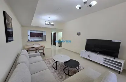 شقة - 2 غرف نوم - 3 حمامات للايجار في نورا ريزيدنس - الضاحية 10 - قرية جميرا الدائرية - دبي