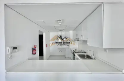 Apartment - 1 Bedroom - 2 Bathrooms for rent in Dilan Tower - Culture Village - Dubai
