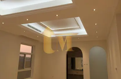 Villa - 5 Bedrooms - 7+ Bathrooms for rent in Nad Al Sheba 4 - Nad Al Sheba - Dubai