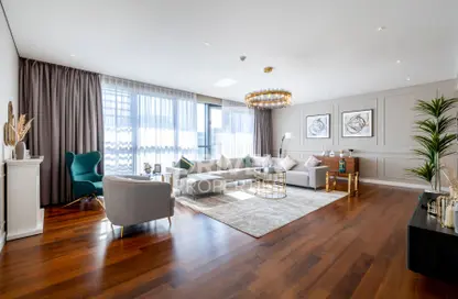 Penthouse | Fully Furnished and Spacious