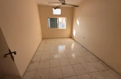 Apartment - 2 Bedrooms - 2 Bathrooms for rent in Al Dewan Towers - Al Nakhil 2 - Al Nakhil - Ajman