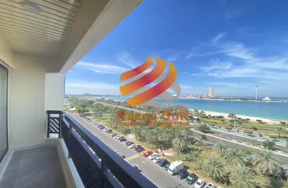 Balcony image for: Apartment - 4 Bedrooms - 4 Bathrooms for rent in Corniche Road - Abu Dhabi, Image 1