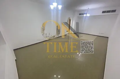 شقة - 2 غرف نوم - 2 حمامات للايجار في المراد مول - النعيمية - عجمان