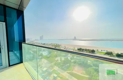 شقة - 3 غرف نوم - 5 حمامات للايجار في شارع الكورنيش - أبوظبي