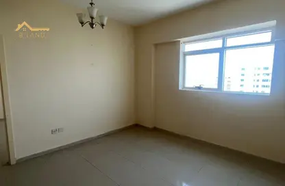 شقة - غرفة نوم - 1 حمام للايجار في مبنى القاسمية 10 - المحطة - القاسمية - الشارقة شقة - غرفة نوم - 1 حمام للايجار في مبنى القاسمية 10 - المحطة - القاسمية - الشارقة