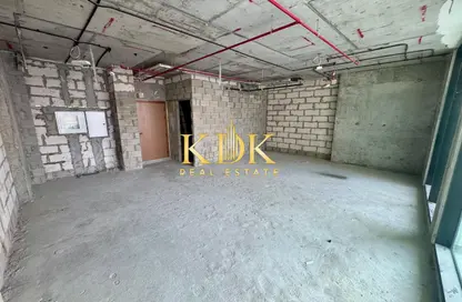 Office Space - Studio - 1 Bathroom for rent in Binghatti Azure - Jumeirah Village Circle - Dubai
