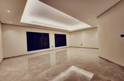Empty Room image for: Villa - 2 Bedrooms - 3 Bathrooms for rent in Mohamed Bin Zayed City - Abu Dhabi, Image 1
