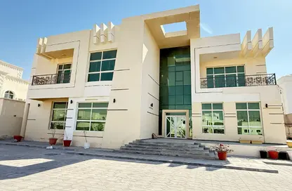 فيلا - 6 غرف نوم - 8 حمامات للايجار في مدينة شخبوط - أبوظبي