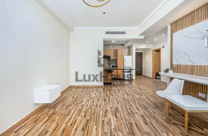 Apartment - 1 Bedroom - 2 Bathrooms for sale in Marina Crown - Dubai Marina - Dubai