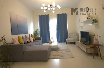 Living Room image for: Townhouse - 2 Bedrooms - 4 Bathrooms for rent in The Pulse Villas - The Pulse - Dubai South (Dubai World Central) - Dubai, Image 1