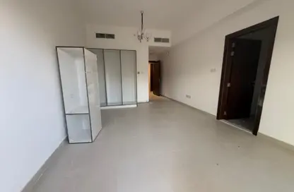 Apartment - 1 Bathroom for sale in Al Amira Village - Al Yasmeen - Ajman