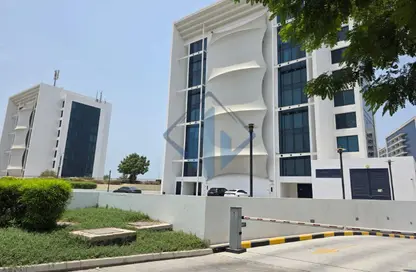 شقة - 3 غرف نوم - 4 حمامات للايجار في 20B البحيرة - لاجون - ميناء العرب - راس الخيمة - رأس الخيمة