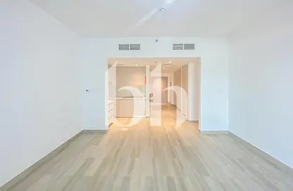 Apartment - Studio - 1 Bathroom for rent in Waters Edge - Yas Island - Abu Dhabi