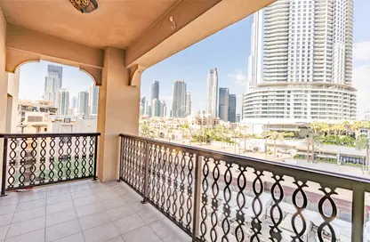 Balcony image for: Apartment - 2 Bedrooms - 3 Bathrooms for rent in Yansoon 3 - Yansoon - Old Town - Dubai, Image 1