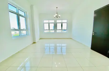 شقة - 2 غرف نوم - 2 حمامات للايجار في برج ربيعة - مجان - دبي لاند - دبي